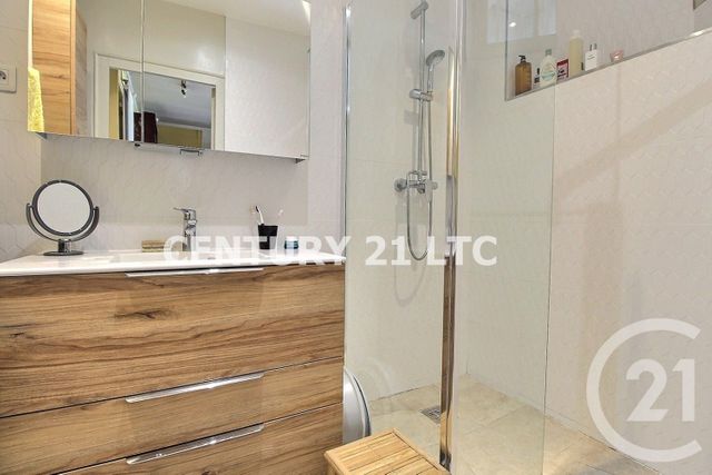 Appartement F4 à vendre - 4 pièces - 80.93 m2 - ST MAURICE - 94 - ILE-DE-FRANCE - Century 21 Ltc