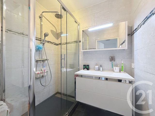Appartement F4 à vendre - 4 pièces - 92.56 m2 - CHARENTON LE PONT - 94 - ILE-DE-FRANCE - Century 21 Ltc
