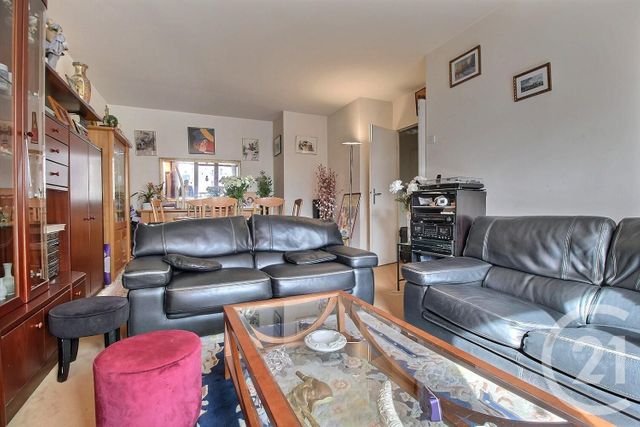 Appartement F2 à vendre CHARENTON LE PONT