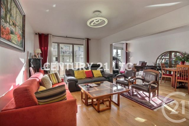 Afficher la photo en grand Appartement F4 à vendre - 4 pièces - 92.7 m2 - ST MAURICE - 94 - ILE-DE-FRANCE - Century 21 Ltc