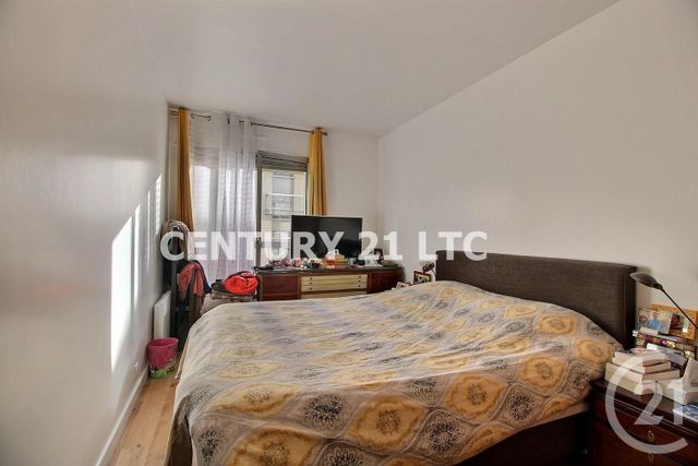 Afficher la photo en grand Appartement F4 à vendre - 4 pièces - 92.7 m2 - ST MAURICE - 94 - ILE-DE-FRANCE - Century 21 Ltc