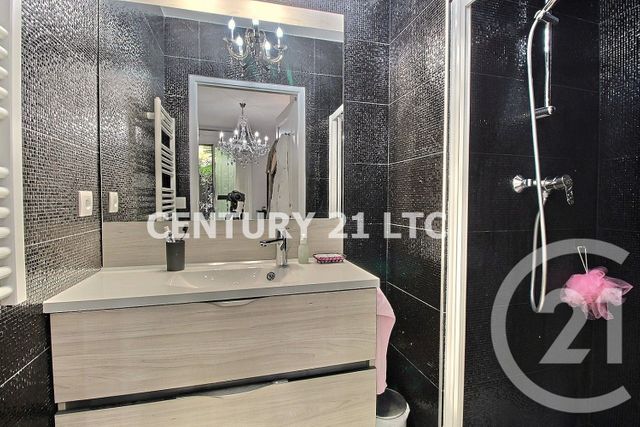 Appartement F4 à vendre - 4 pièces - 89.38 m2 - CHARENTON LE PONT - 94 - ILE-DE-FRANCE - Century 21 Ltc