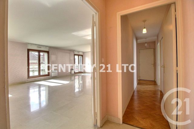Afficher la photo en grand Appartement F5 à vendre - 4 pièces - 97.83 m2 - CHARENTON LE PONT - 94 - ILE-DE-FRANCE - Century 21 Ltc