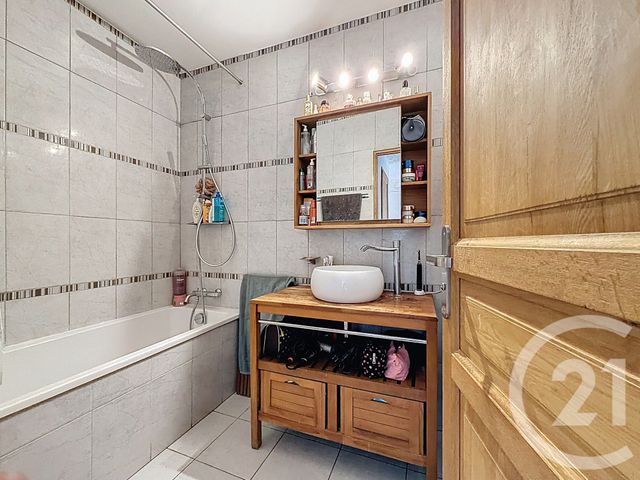 Appartement F3 à vendre - 3 pièces - 61.35 m2 - CHARENTON LE PONT - 94 - ILE-DE-FRANCE - Century 21 Ltc