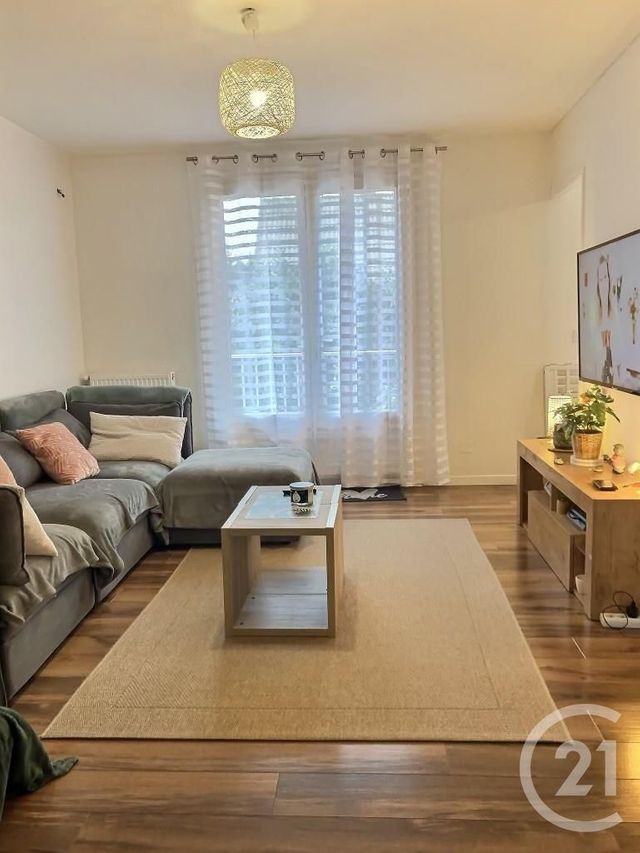 Appartement F2 à louer - 2 pièces - 45.22 m2 - CHAMPIGNY SUR MARNE - 94 - ILE-DE-FRANCE - Century 21 Ltc