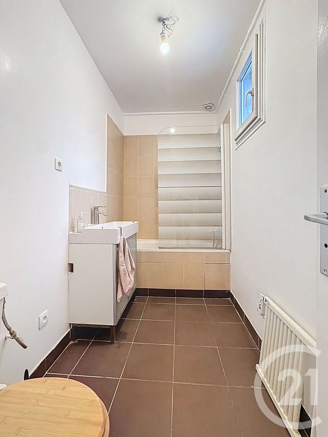 Appartement F3 à vendre - 3 pièces - 57.15 m2 - CHARENTON LE PONT - 94 - ILE-DE-FRANCE - Century 21 Ltc