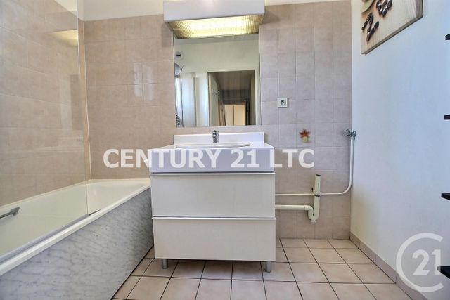 Appartement F3 à vendre - 3 pièces - 71.68 m2 - CHARENTON LE PONT - 94 - ILE-DE-FRANCE - Century 21 Ltc