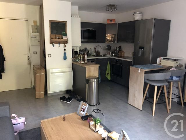 Appartement F2 à louer ST MAURICE
