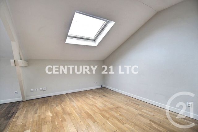 Appartement Studio à vendre - 1 pièce - 23.4 m2 - CHARENTON LE PONT - 94 - ILE-DE-FRANCE - Century 21 Ltc