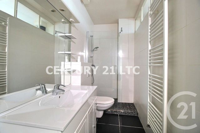 Appartement Studio à vendre - 1 pièce - 23.4 m2 - CHARENTON LE PONT - 94 - ILE-DE-FRANCE - Century 21 Ltc