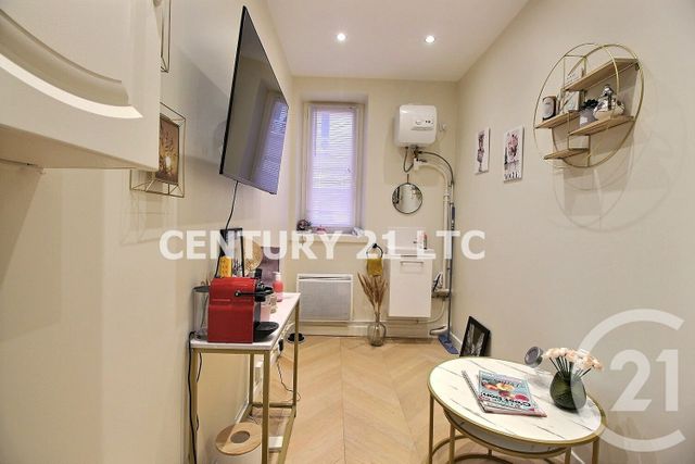 Local à vendre ST MAURICE