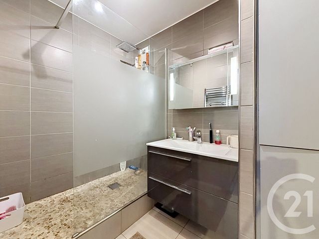 Appartement F4 à vendre - 4 pièces - 92.97 m2 - CHARENTON LE PONT - 94 - ILE-DE-FRANCE - Century 21 Ltc