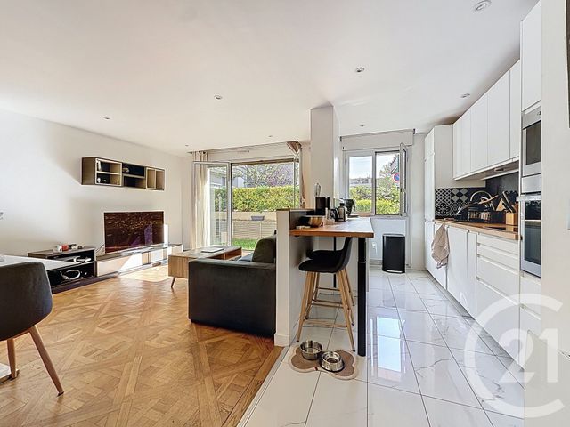 Appartement F2 à vendre - 2 pièces - 48.86 m2 - ST MAURICE - 94 - ILE-DE-FRANCE - Century 21 Ltc