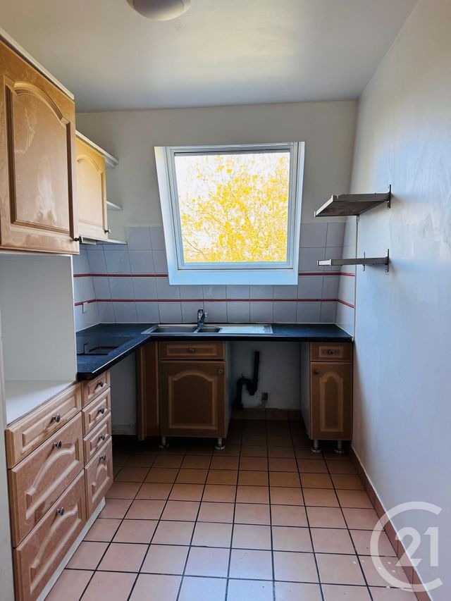 Appartement F3 à louer - 3 pièces - 65.63 m2 - ST MAURICE - 94 - ILE-DE-FRANCE - Century 21 Ltc