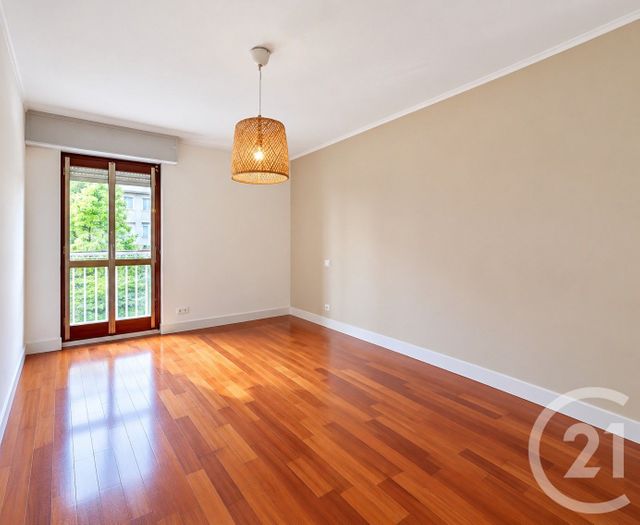 Appartement F4 à vendre - 4 pièces - 81.2 m2 - CHARENTON LE PONT - 94 - ILE-DE-FRANCE - Century 21 Ltc