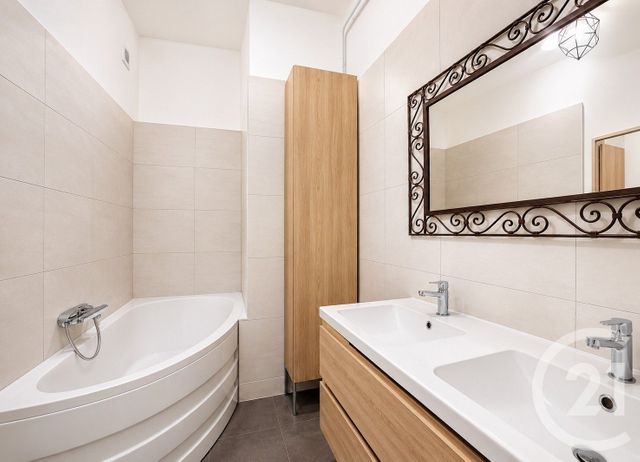 Appartement F3 à vendre - 3 pièces - 71.27 m2 - ST MANDE - 94 - ILE-DE-FRANCE - Century 21 Ltc