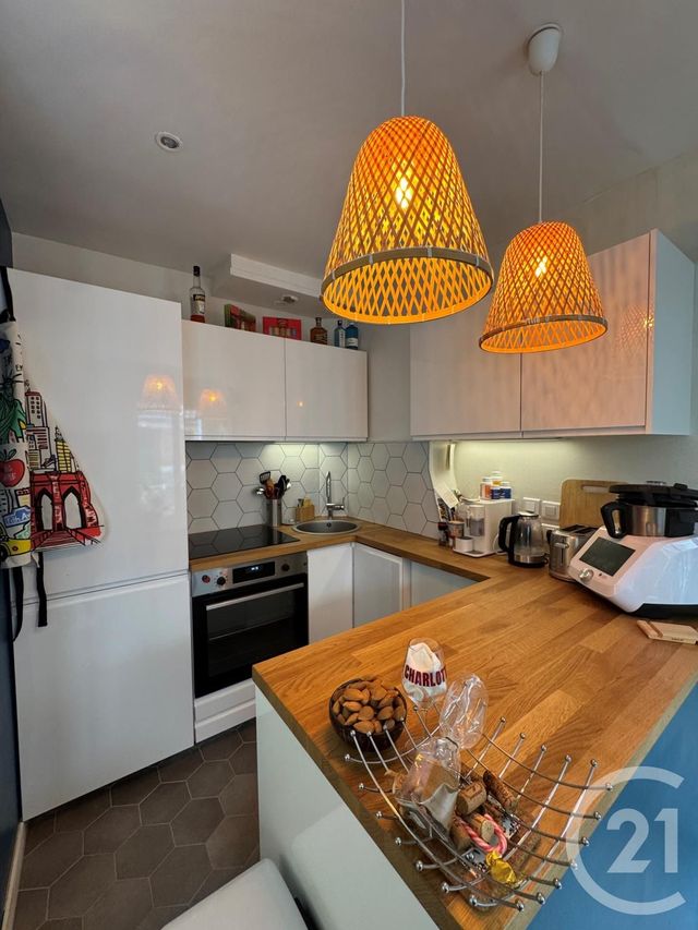 Appartement F2 à louer - 2 pièces - 27.78 m2 - CHARENTON LE PONT - 94 - ILE-DE-FRANCE - Century 21 Ltc