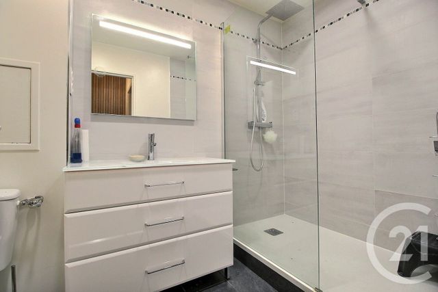 Appartement F2 à vendre - 2 pièces - 48.03 m2 - ST MAURICE - 94 - ILE-DE-FRANCE - Century 21 Ltc