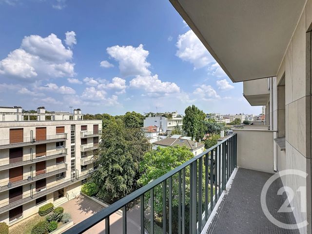 Appartement F3 à louer - 3 pièces - 72.04 m2 - CHARENTON LE PONT - 94 - ILE-DE-FRANCE - Century 21 Ltc