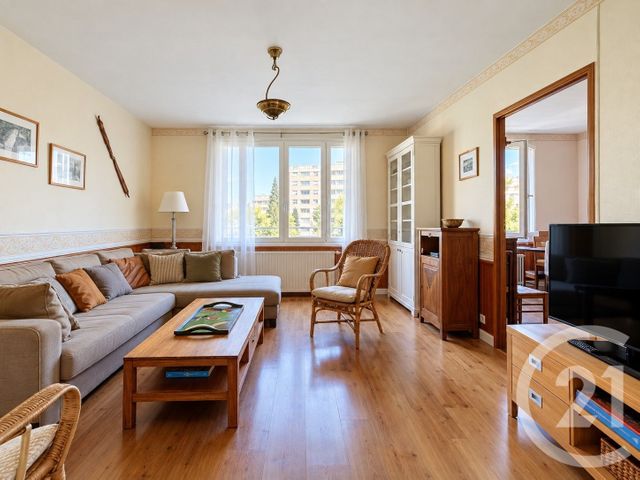Appartement F4 à vendre CHARENTON LE PONT