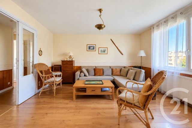 Appartement F4 à vendre - 4 pièces - 65.23 m2 - CHARENTON LE PONT - 94 - ILE-DE-FRANCE - Century 21 Ltc