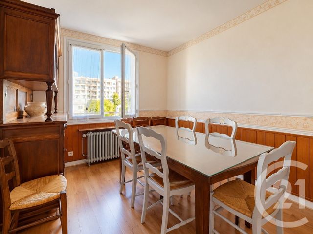 Appartement F4 à vendre - 4 pièces - 65.23 m2 - CHARENTON LE PONT - 94 - ILE-DE-FRANCE - Century 21 Ltc
