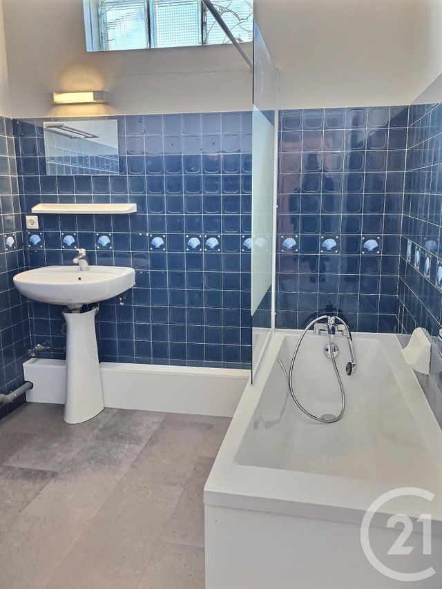 Appartement à louer - 3 pièces - 62.29 m2 - CHAMPIGNY SUR MARNE - 94 - ILE-DE-FRANCE - Century 21 Ltc