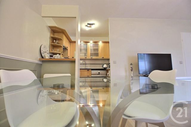 Appartement F2 à louer - 2 pièces - 40.14 m2 - ST MAURICE - 94 - ILE-DE-FRANCE - Century 21 Ltc